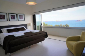 Panorama Beach Apartment by Ezoria